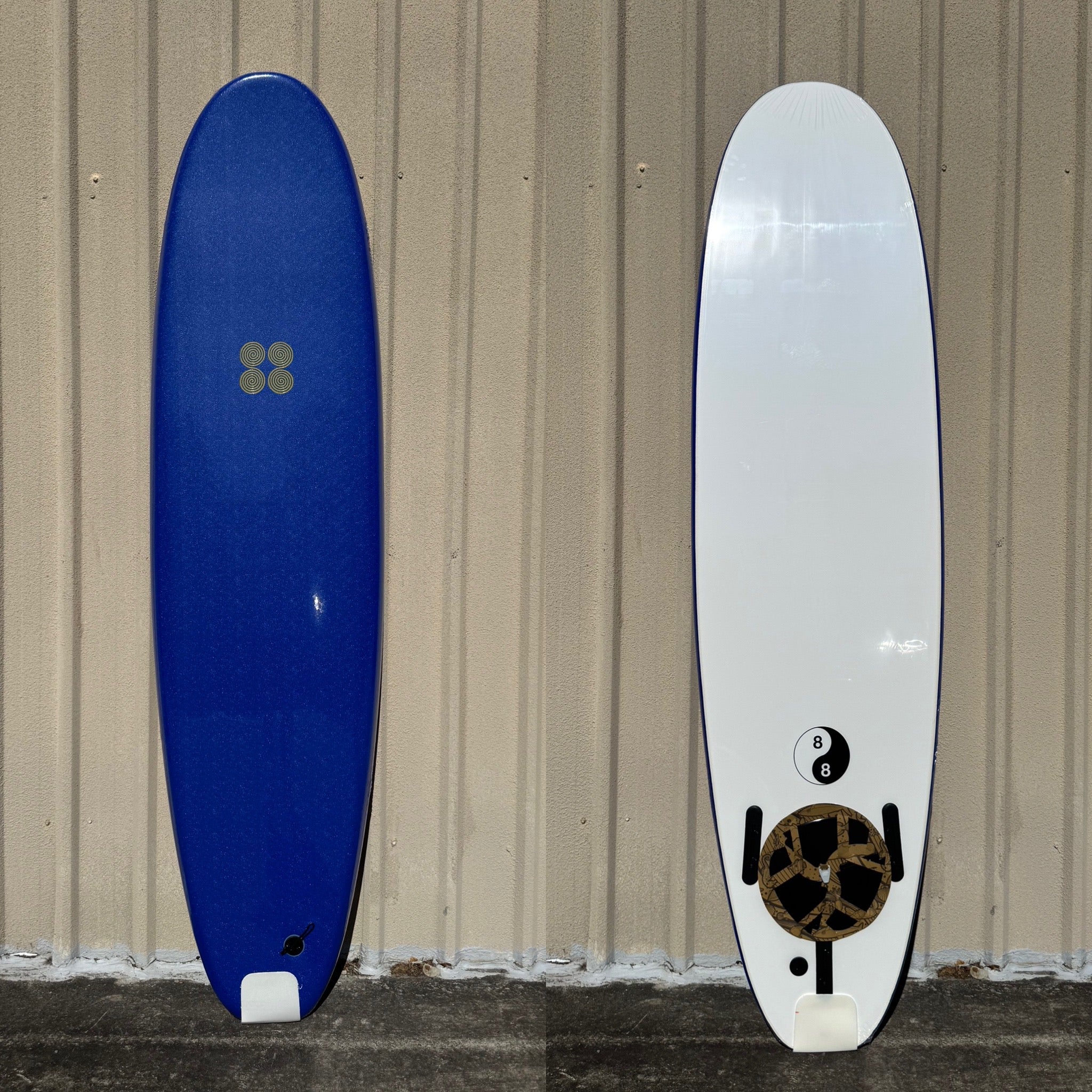 ８８Surfboards　8'0　３fin 88Surfboards 8'0 3fin （8'0 Twin Fin 4 Channel Resin